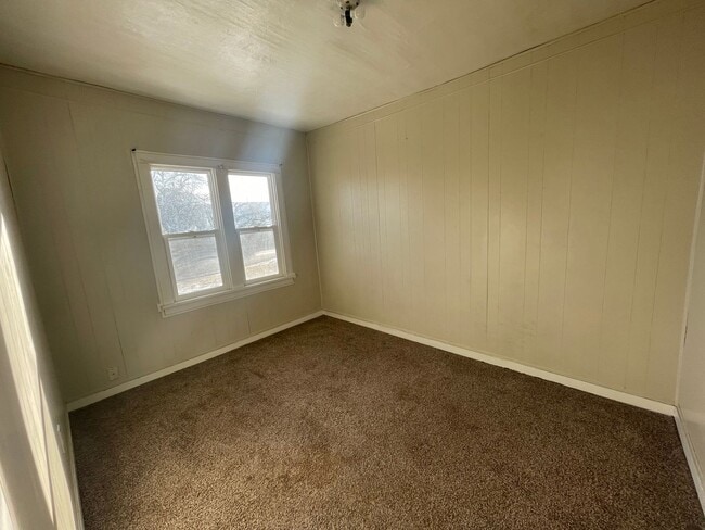 Photo - 2114 Ave. B Unit 2114