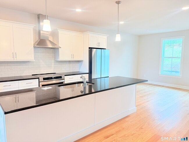Photo - 135 Shea Cir Unit 135