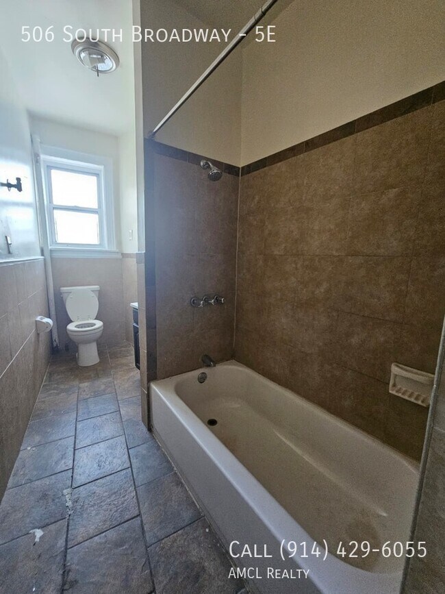 Photo - 506 S Broadway Unidad 5E