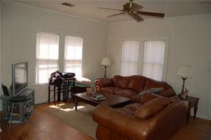 Photo - 1903 David St