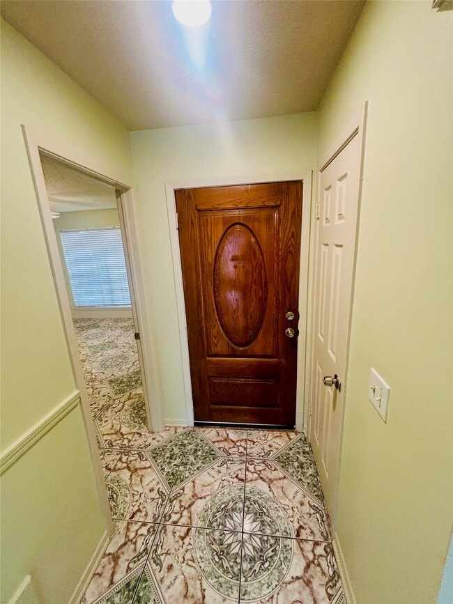 Photo - 6711 Prairie Village Dr