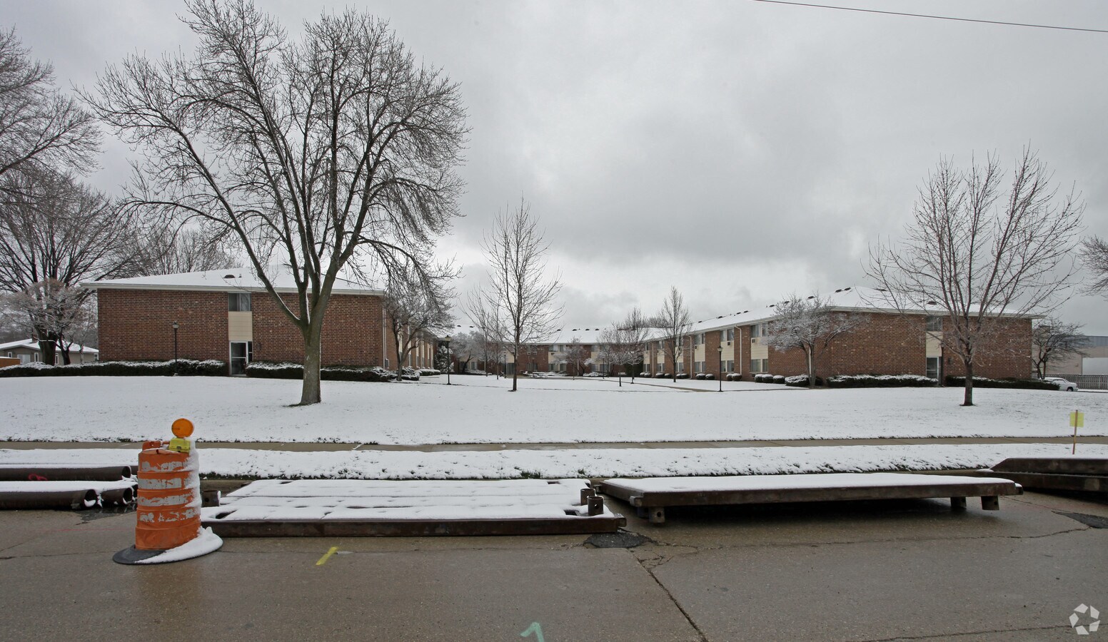 Photo - Tuscan Villas Apartments