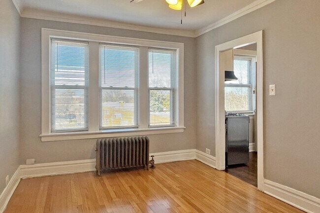 Photo - 326-334 S. Austin Blvd.