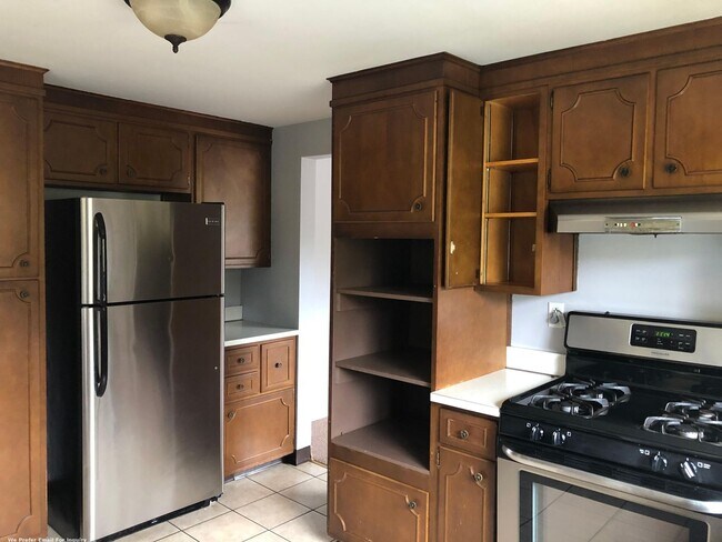 424 7th St Unit 2