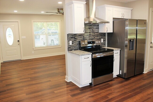 Photo - 1601 Faulkner St