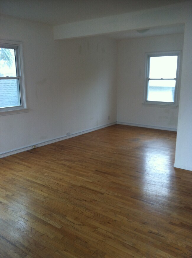 Photo - 2813 Highland Ave Unidad C