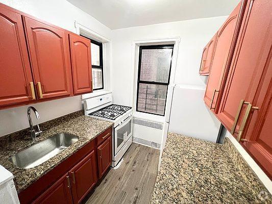 Building Photo - 1 bedroom in BRONX NY 10457 Unit 3E Rental