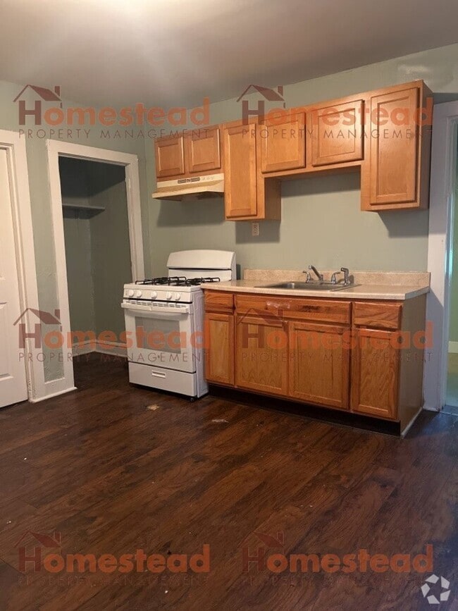 Building Photo - 209 Main St Unit 1st Floor Rental