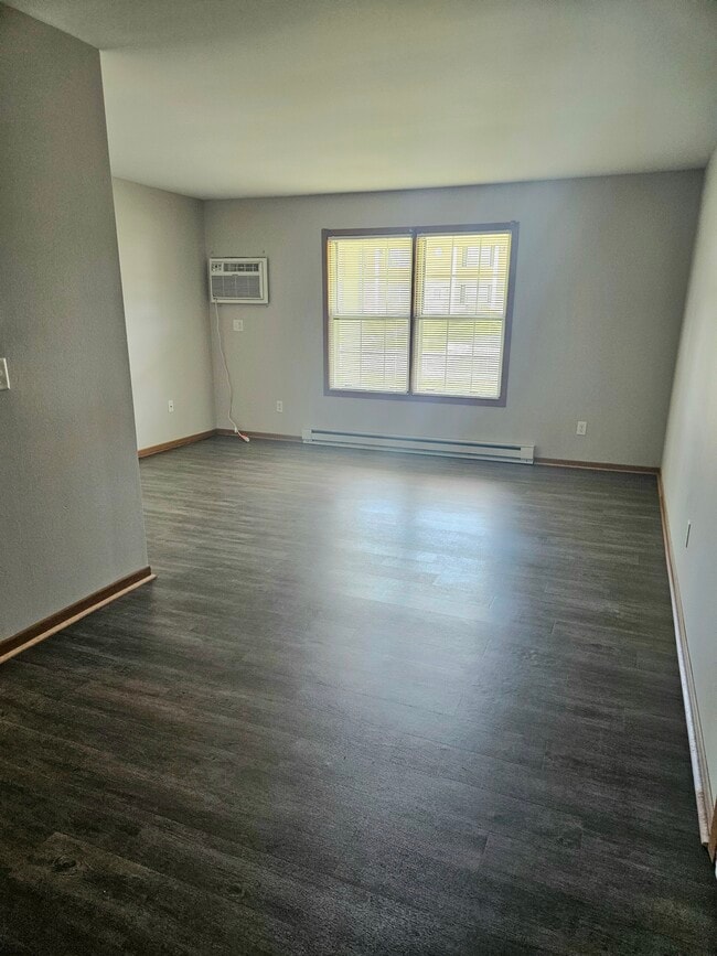 Photo - 2035 Sylvan Way Unit #4