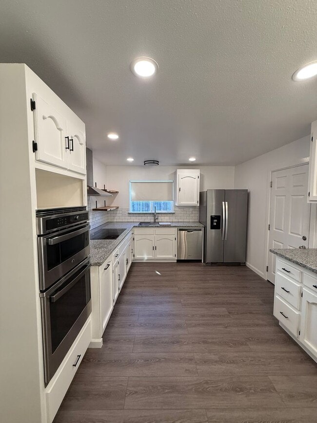 Photo - Beautiful remodeled 3 bedroom, 2 bathroom home in Central Petaluma