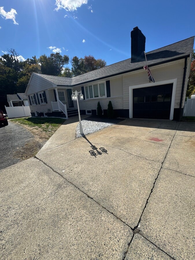 Photo - 123 Walnut St
