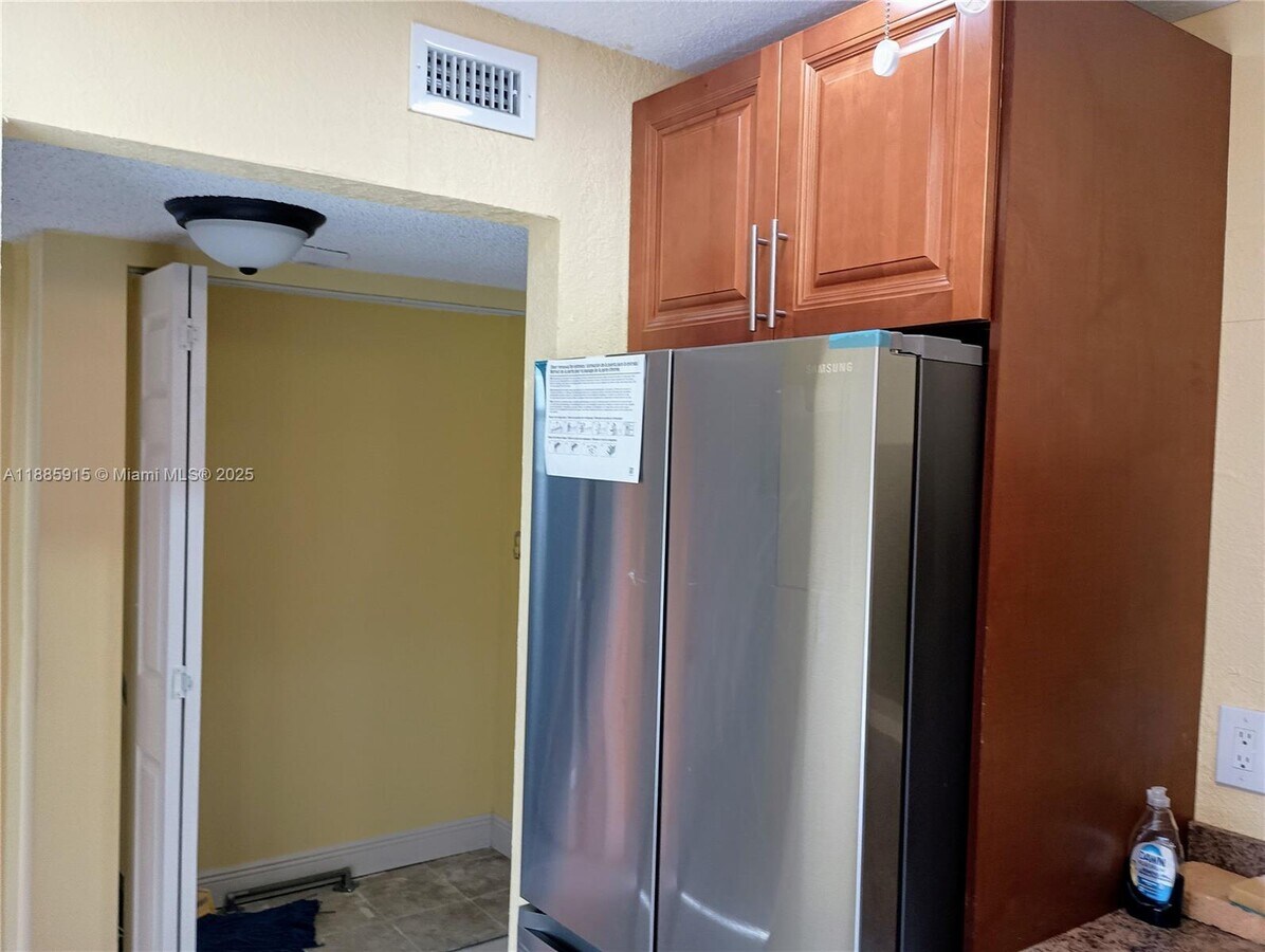 Photo - 3531 Inverrary Dr Unit 206