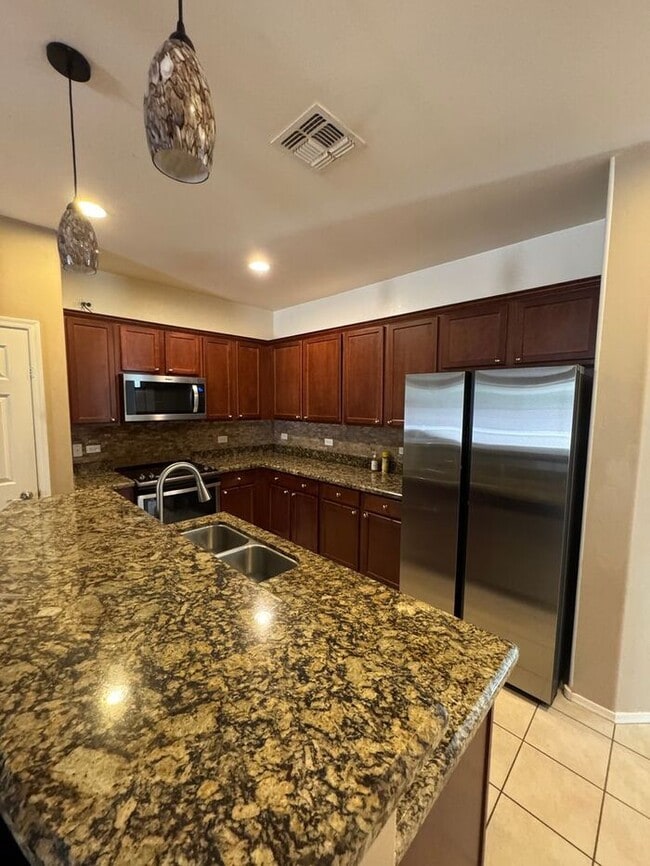 Photo - 11852 W Fordson Dr