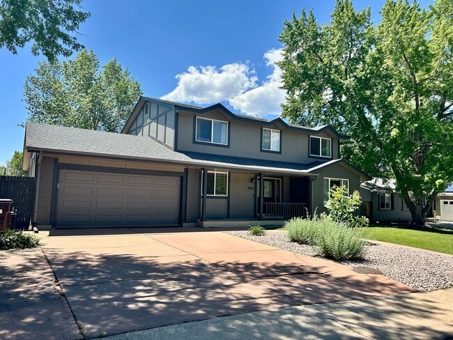 Building Photo - Spacious 4-Bedroom House Near Open Space in Heatherwood, Boulder