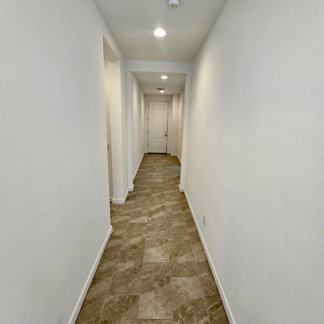 Photo - 1660 W Paseo Way