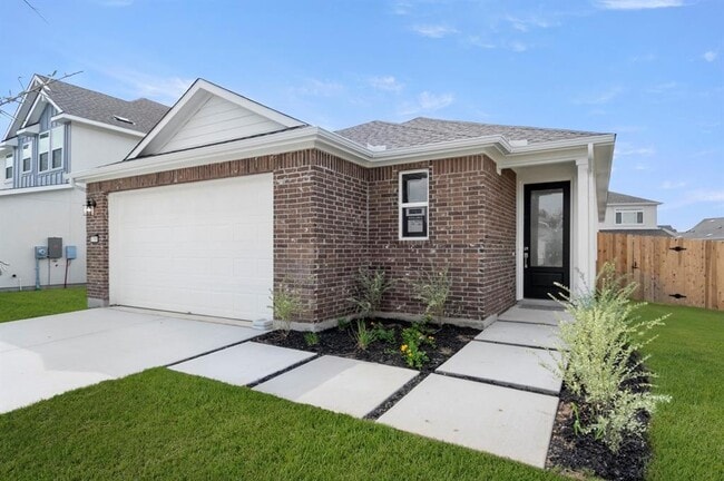Building Photo - 1012 Yaupon Holly Dr