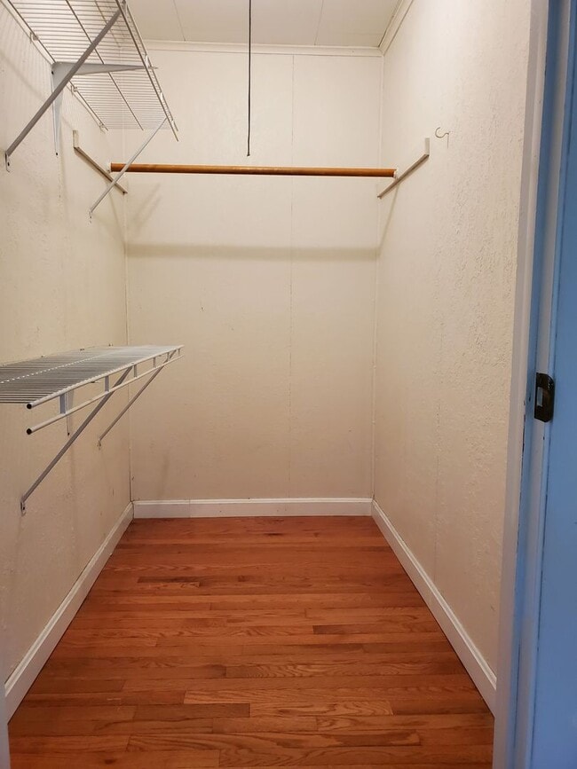 Photo - 77 Joseph St Unit 2