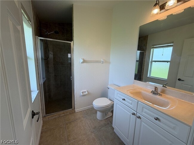 Photo - 544 SE 7th St