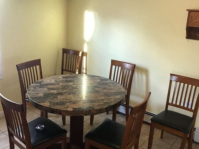 3 Q St Unit B
