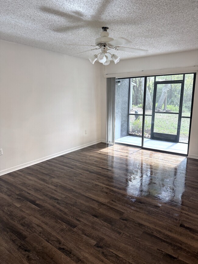 180 Waterfall Way