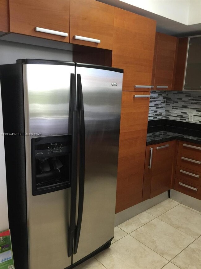 Photo - 2030 Douglas Rd Unit 524