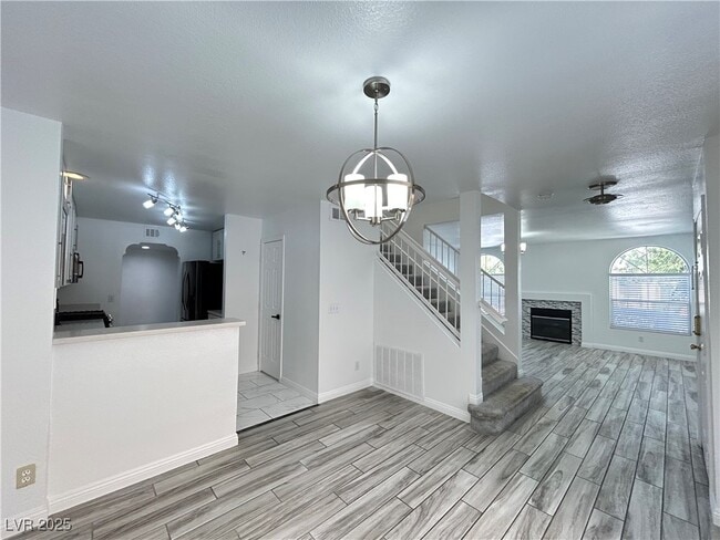 Building Photo - 7701 Allerton Ave Rental