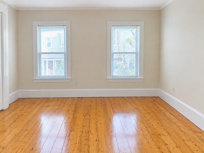 43 Gove St Unit 2