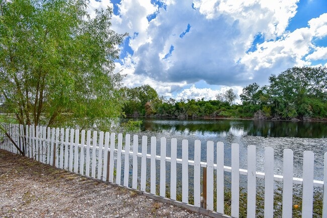 330 Dixie Dr
