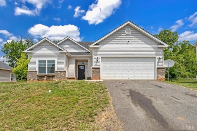 Building Photo - 261 Crystal Ln