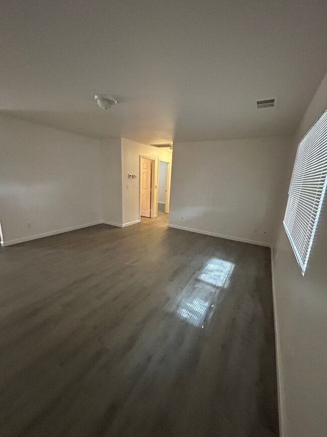 10328 S White Rock Rd Unidad 10328 S White Rock Road