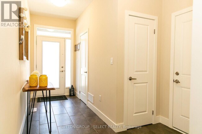 Photo - 1960 Dalmagarry Rd