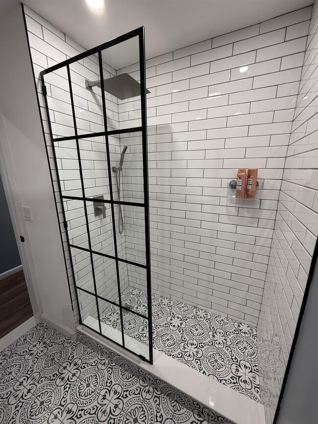 Photo - 256.5 Fairmount Ave