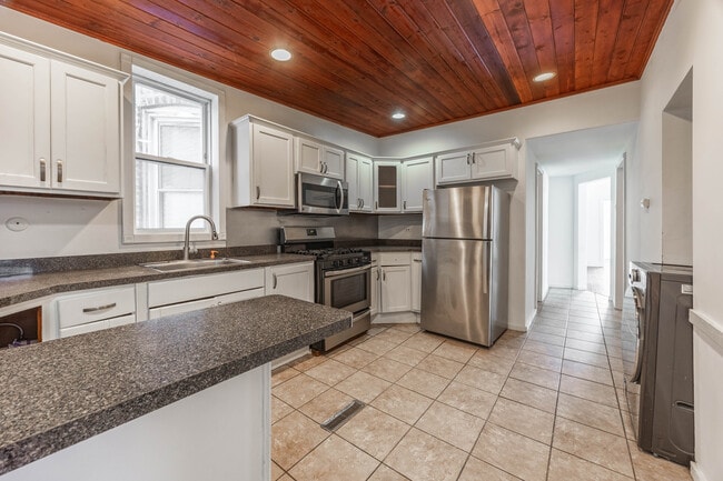 Photo - 2142 N Karlov Ave Apartments Unit 1