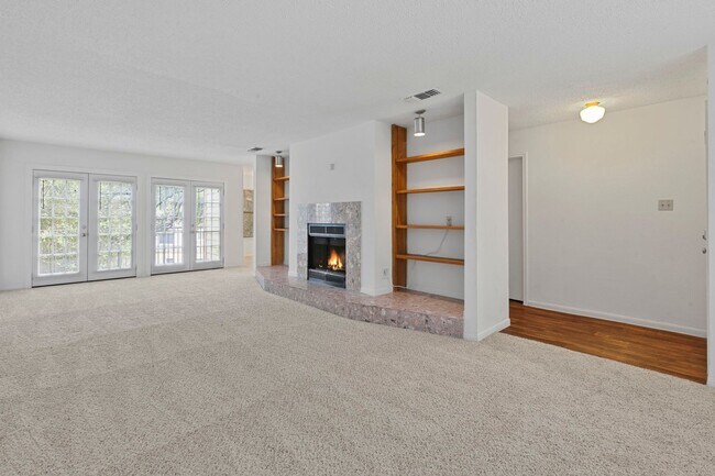 Photo - Beautiful Great Hills Townhome