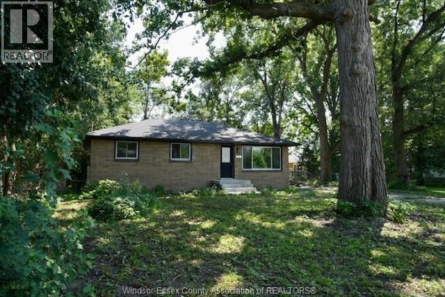 Photo - 955 Roseland Dr S