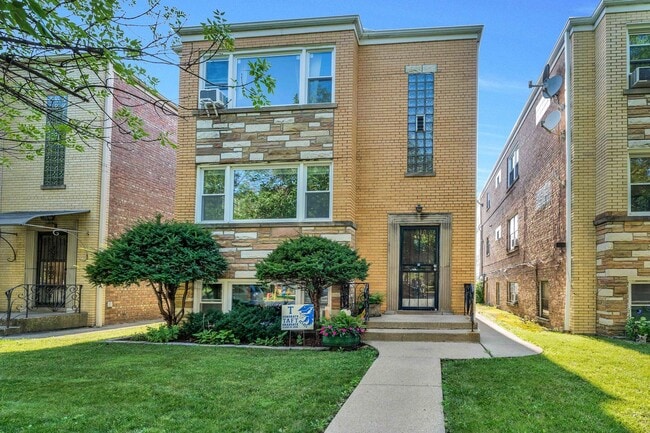 Building Photo - 4614 N Central Ave Unit 3