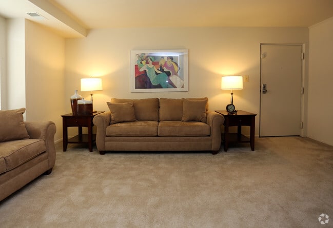 Photo - Windbrooke Apartments