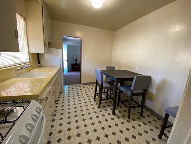 KITCHEN TO BEDROOM