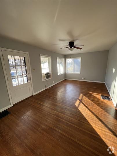 Building Photo - 3842 E Pleasant Run Parkway North Dr Rental