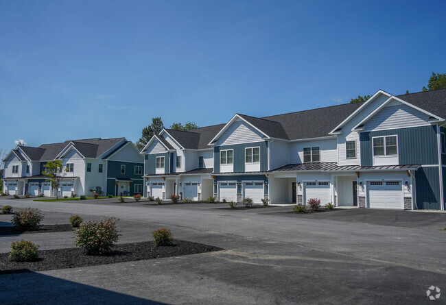 Building Photo - The Residence at Wemple Road Rental