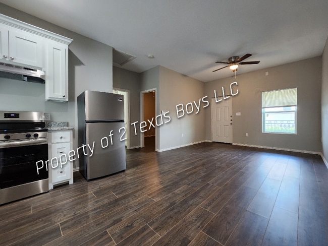 Photo - 101 N Pecan St Unidad 105