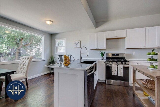 Photo - 1624 E Belleview Pl