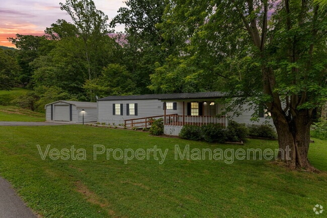 Building Photo - 177 Riddle Rd Rental