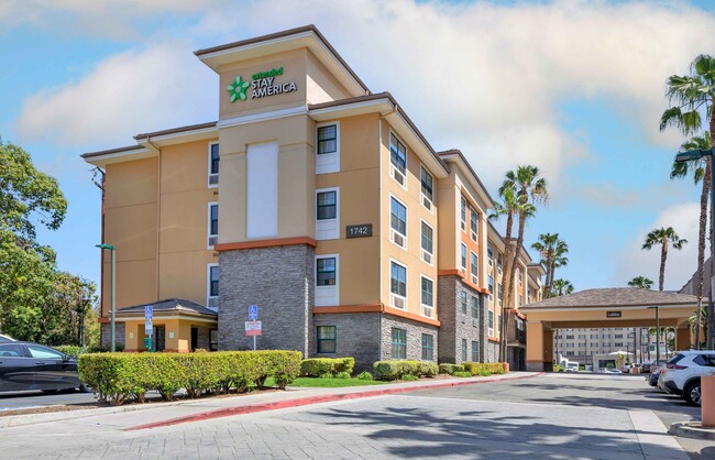 Furnished Studio-Orange County - Anaheim Convention Center