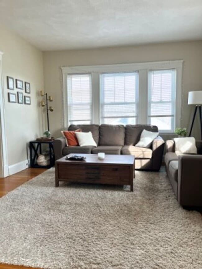 Photo - AVAILABLE SEPTEMBER 1ST - Beautiful, Spacious and Renovated Brighton/Oak Square 3 Bed Duplex. NO...