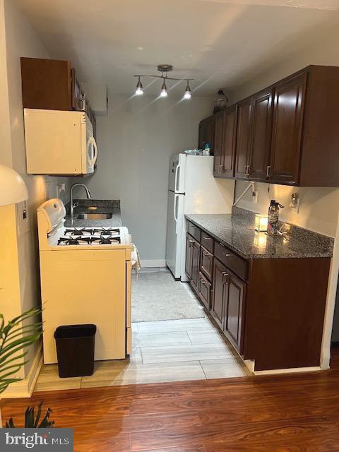 Photo - 1200 S Arlington Ridge Rd Unidad 311