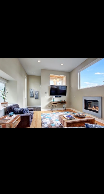 Building Photo - 6713 13th Ave NW Rental