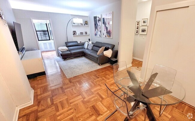 Building Photo - 220 E 54th St Unit 10C Rental