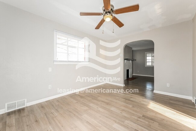 Photo - 2941 Stafford St