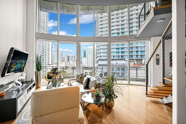 Photo - 690 SW 1st Ct Unidad 1502